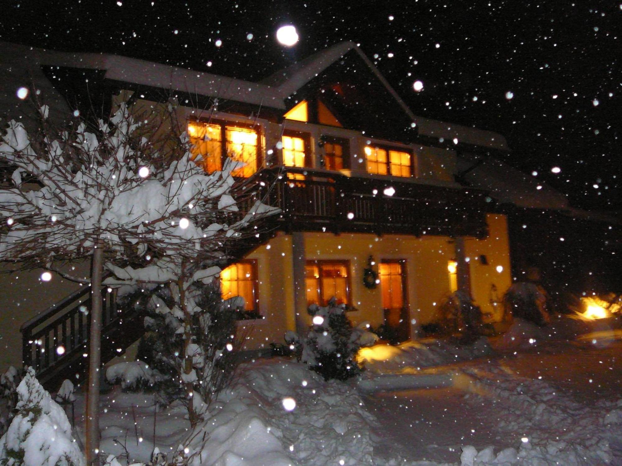 Gaestehaus Berger เทรอโพลาค ภายนอก รูปภาพ