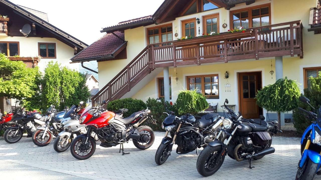 Gaestehaus Berger เทรอโพลาค ภายนอก รูปภาพ